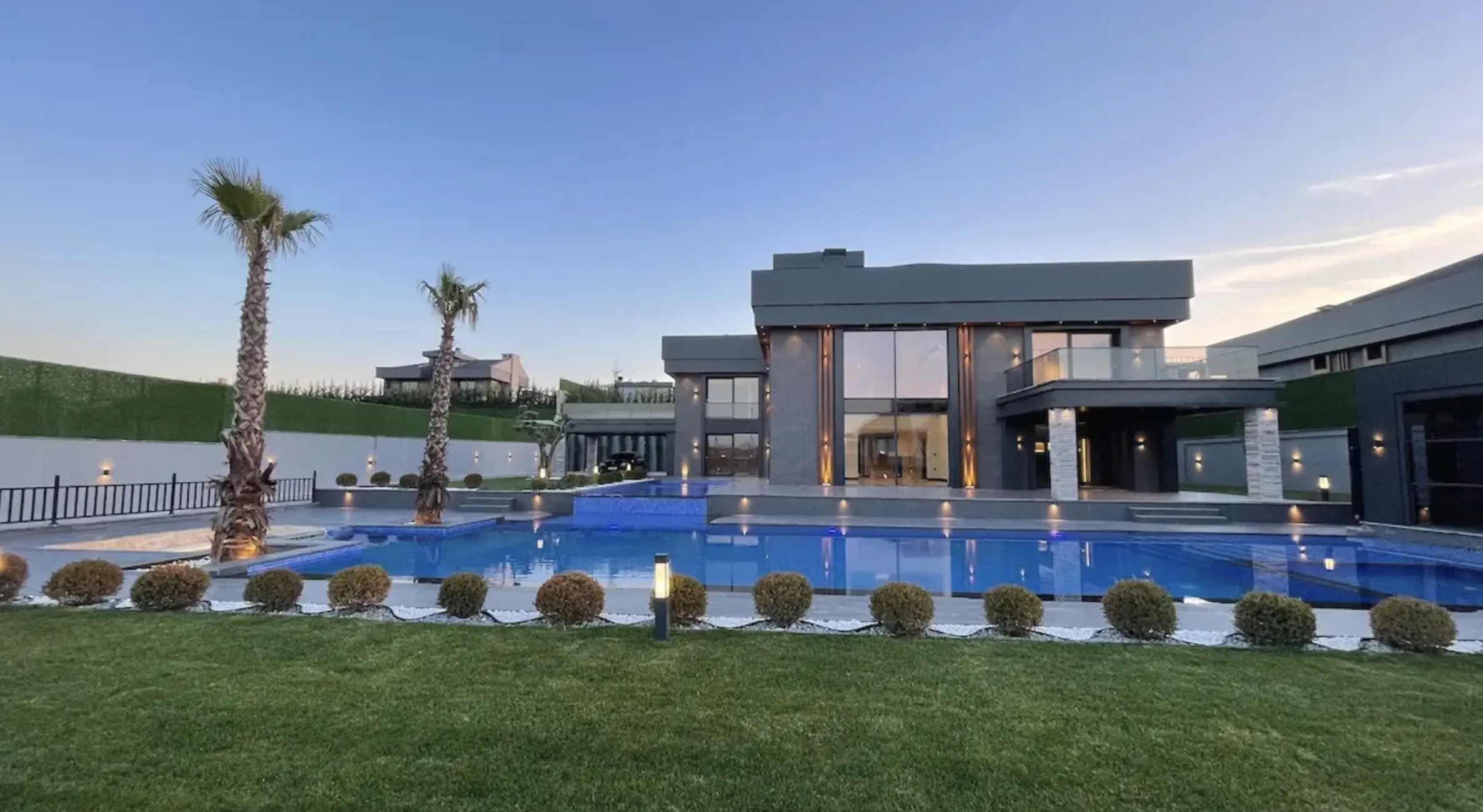 Villa for sale in Istanbul